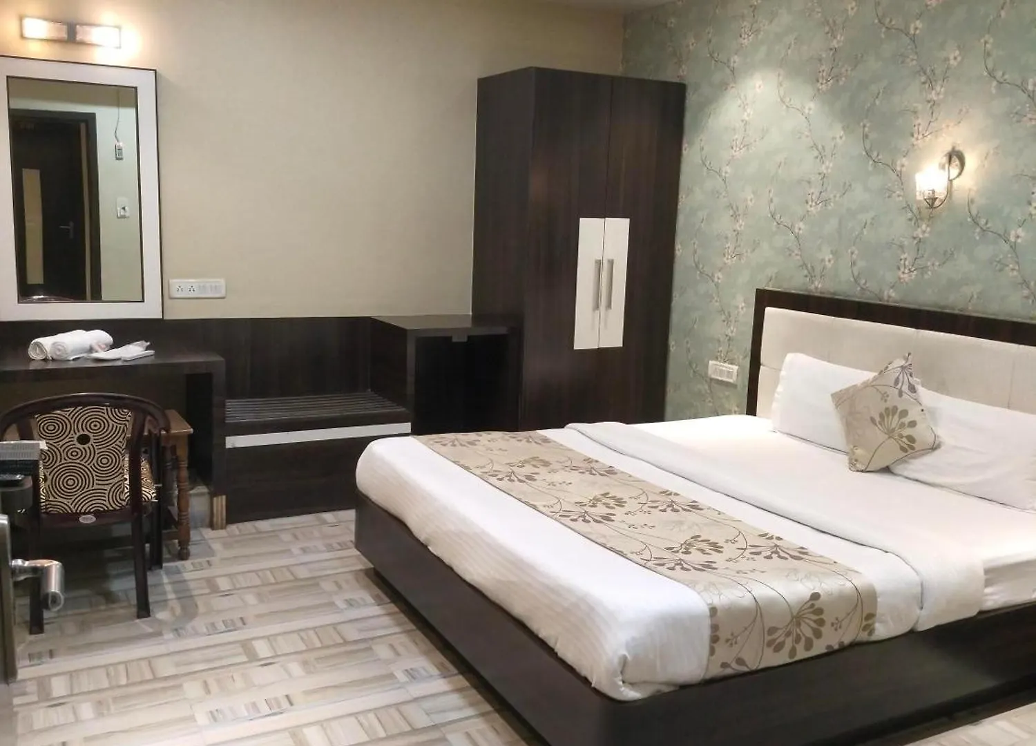 Royal Guest House Varanasi 3*,  India