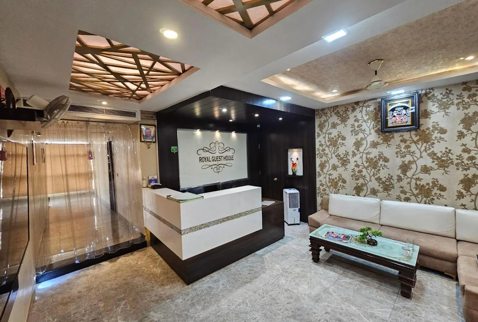 Hotel Royal Guest House Varanasi