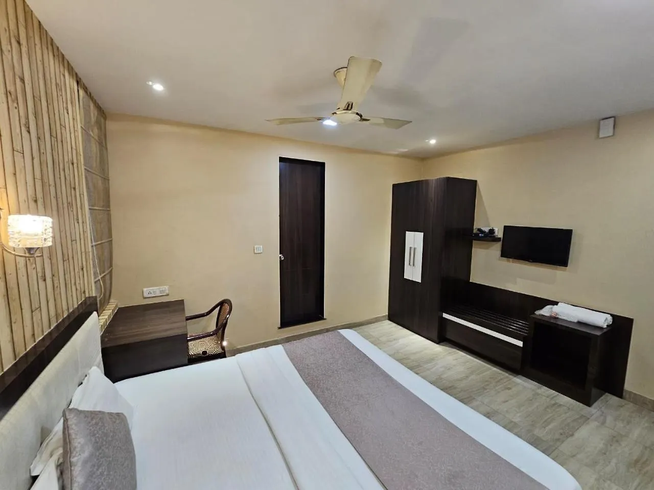Royal Guest House Varanasi Hotel