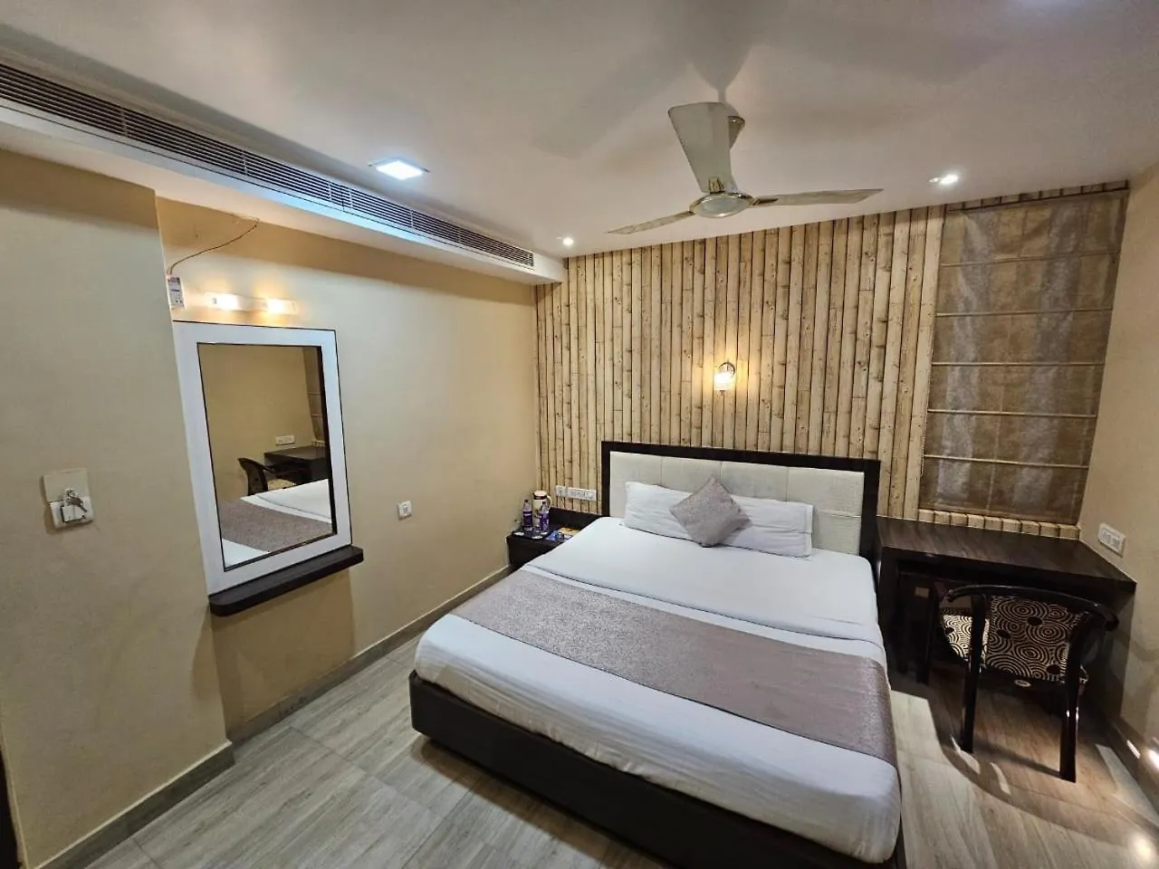 Hotel Royal Guest House Varanasi